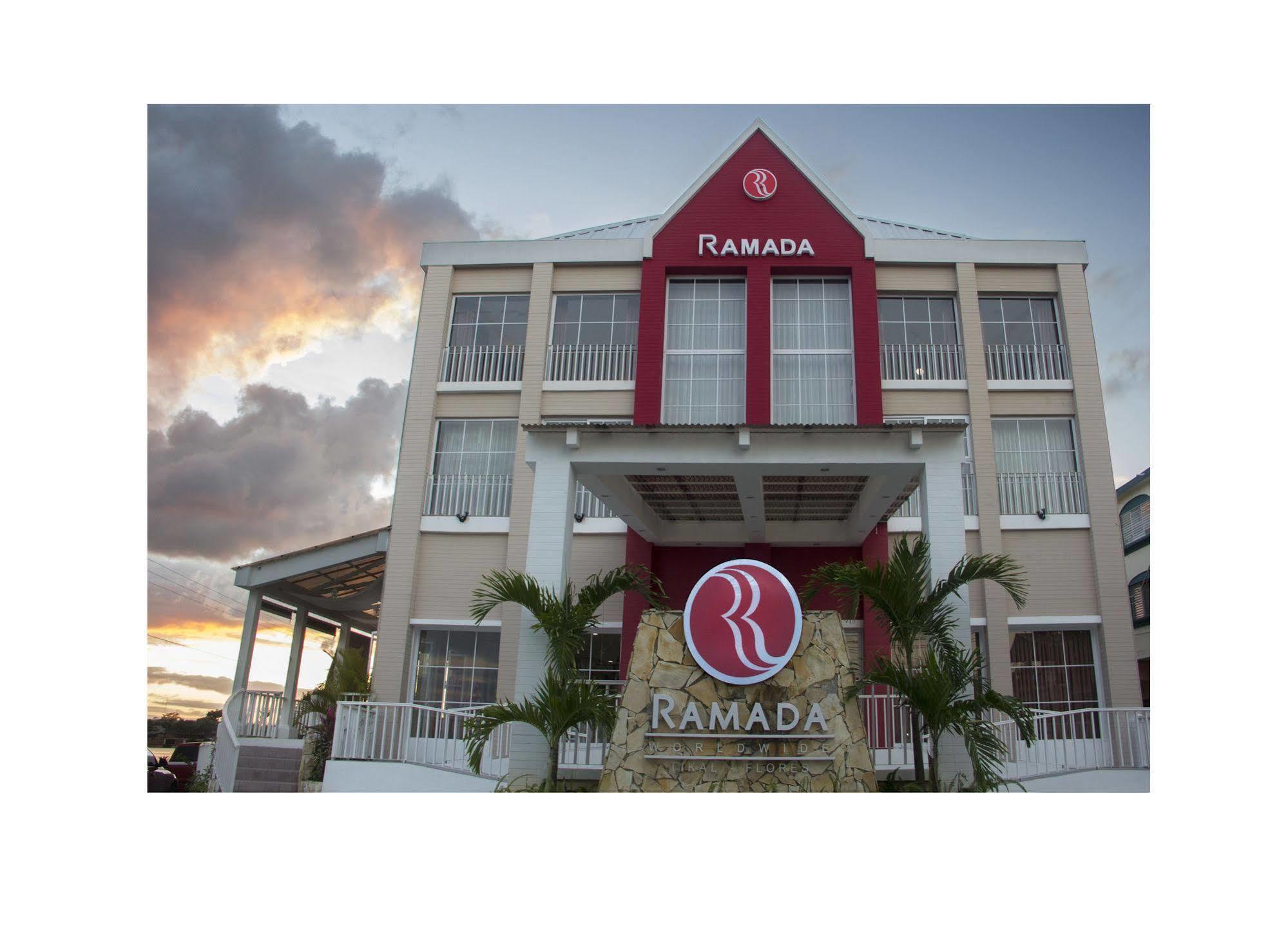 Ramada Tikal Isla De Flores Hotel Eksteriør billede